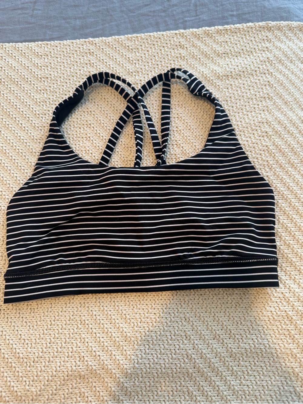 BUNDLE 4x Lululemon Energy Sports Bra Medium Support B-D Cup Size 4